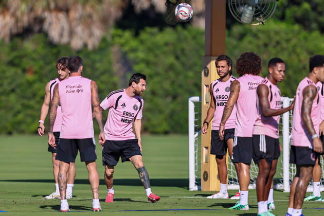 FORT LAUDERDALE, FL - OCTOBER 13: Inter Miami CF forward Lionel Messi (10) is seen during an Inter Miami Training Session at Florida Blue Training Center on October 13, 2026 in Fort Lauderdale, Florida. (Photo by Chris Arjoon Icon Sportswire) SOCCER: OCT 13 Inter Miami CF Training EDITORIAL USE ONLY Icon2610130000020