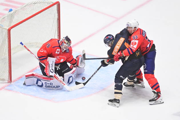Ice hockey, Eishockey Champions League match: HC Dynamo Pardubice vs Vaxjo Lakers Hockey Club in Pardubice, Czech Republic, October 13, 2026. From left Roman Will, goalie of Pardubice, Karl Henriksson of Vaxjo, Jan Kostalek of Pardubice. (CTKxPhoto JosefxVostarek) CTKPhotoP2026101306955  CTKPhotoP2026101306955