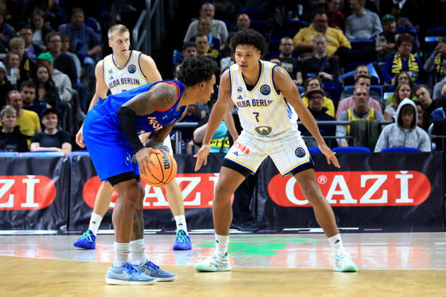 13.10.2026, Deutschland, GER, DEU, Basketball, Champions League (BCL), 1.Tag, Saison 2026 2027, Berlin, ALBA Berlin vs Igokea Jack Kayil( ALBA Berlin 7 ), Nate Pierre-Louis ( Igokea 11 ) nordphoto GmbH Engler Berlin Uber-Arena Berlin Deutschland Copyright: xNordphotox xEnglerx