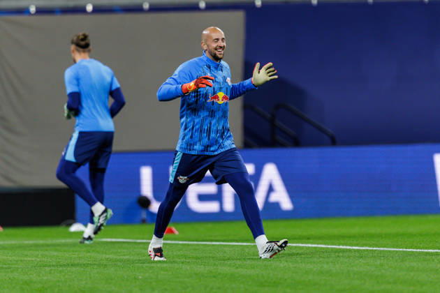 13.10.2026, GER, Fussball, Herren, UEFA Chempionsleague 2026 2027, RB Leipzig vs. PSV Eindhoven Leopold Zingerle (RB Leipzig 25) bei der Erwärmung Leipzig Red Bull Arena Sachsen Deutschland Copyright: xNordphoto Trienitzx