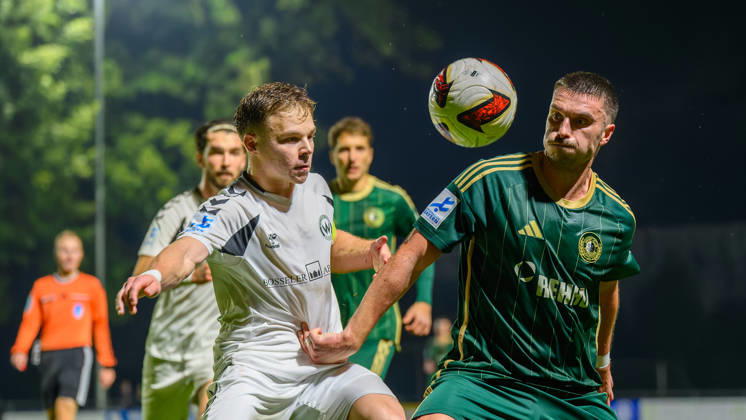 13.10.2026 - Fussball - Saison 2026 2027 - Regionalliga Bayern - 14. Spieltag: SC Eltersdorf - SV Wacker Burghausen - JoTe - xjoxtex - Jannis Turtschan (23, SV Wacker Burghausen ) Yannik Jassmann (9, SC Eltersdorf )