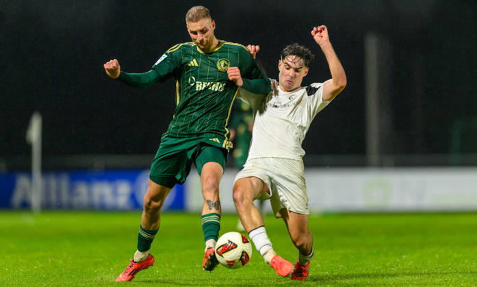 13.10.2026 - Fussball - Saison 2026 2027 - Regionalliga Bayern - 14. Spieltag: SC Eltersdorf - SV Wacker Burghausen - JoTe - xjoxtex - Tom Feulner (23, SC Eltersdorf ) Noah Wagner (8, SV Wacker Burghausen )
