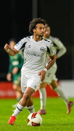 13.10.2026 - Fussball - Saison 2026 2027 - Regionalliga Bayern - 14. Spieltag: SC Eltersdorf - SV Wacker Burghausen - JoTe - xjoxtex - Noah Shawn Agbaje (10, SV Wacker Burghausen )