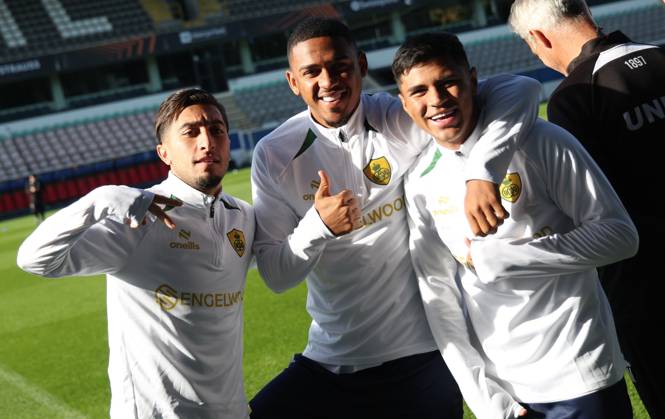 Union s Anouar Ait El Hadj; Union s Guilherme Smith and Union s Dylan Aquino pictured during a training session of Belgian soccer team Royale Union Saint-Gilloise, Wednesday 14 October 2026 in Leuven. The team is preparing for the 2nd match of the UEFA Europa League league phase against Spanish Real Sociedad tomorrow. VIRGINIExLEFOUR  x189777132x