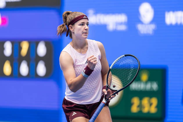 2026 WTA, Tennis Damen Wuhan Open: Karolina Muchova - Caty McNally in China - 14 Oct. Karolina Muchova of Czechia celebrates her win against Caty McNally of USA (not in view) during their women s singles match on day 3 of Wuhan Open at the Optics Valley International Tennis Center. Karolina Muchova defeated Caty McNally with a score of 3-6, 7-6, 7-6. Wuhan China Copyright: xRenxYongx xSOPAxImagesx DSC01028