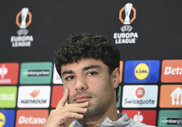 Hoffenheim s press conference, PK, Pressekonferenz ahead of Besiktas match SINSHEIM, GERMANY - OCTOBER 14: Hoffenheim head coach Christian Ilzer and defender Ozan Kabak (seen) speak during a press conference ahead of their UEFA Europa League Week 2 match against Besiktas, on October 14, 2026 in Sinsheim, Germany Halil Sagirkaya Anadolu Sinsheim Germany. Editorial use only. Please get in touch for any other usage.  Copyright: x2026xAnadoluxHalilxSagirkayax