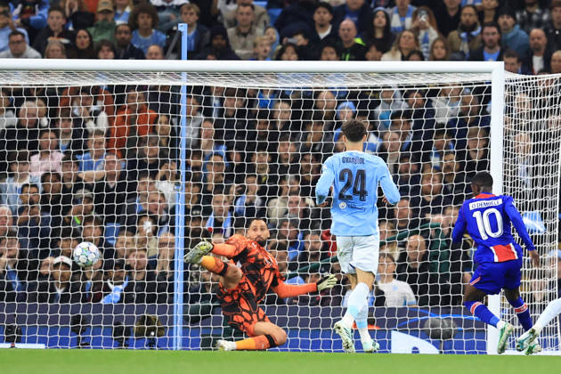 RECORD DATE NOT STATED 14th October 2026; Etihad Stadium, Manchester, England; UEFA Champions League Football, Manchester City versus Paris Saint Germain; Ousmane Dembele of Paris Saint Germain beats Manchester City goalkeeper Gianluigi Donnarumma to score for 0-2 after 15 minutes DavidxBlunsden