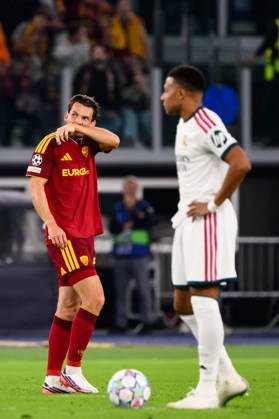 Marten De Roon of AS Roma celebrates in front of Kylian Mbappe of Real Madrid after scoring the goal of 1-0 during the UEFA Champions League 2026 2027 football match between AS Roma and Real Madrid at Stadio Olimpico in Rome (Italy), October 14, 2026. AndreaxStaccioli