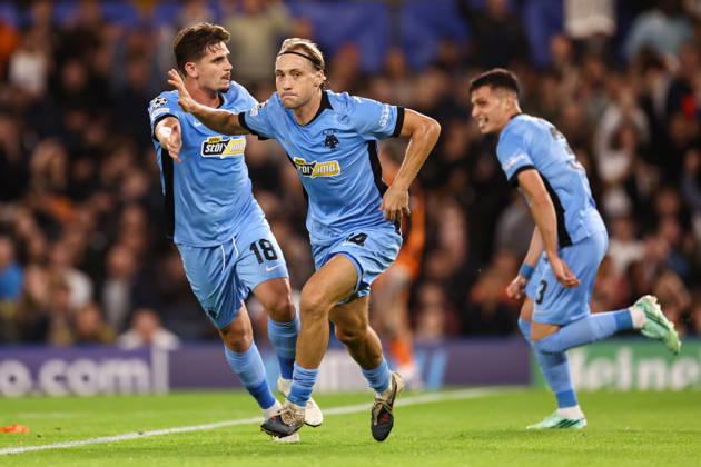 Shakhtar Donetsk v AEK Athens 14 October 2026, London - UEFA Champions League - Shakhtar Donetsk v AEK Athens - Lovro Majer of AEK Athens celebrates their first goal with Razvan Marin of AEK Athens - Photo: Jacques Feeney Offside. London UK Copyright: xJacquesxFeeneyx xOffsidexOffside