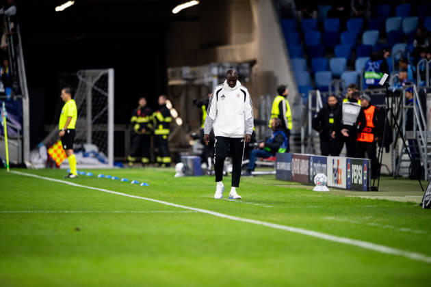 14.10.2026: Champions League, 2. Spieltag, Å K Slovan Bratislava vs. VfB Stuttgart im Å tadion TehelnÃ pole NarodnÃ½ futbalovÃ½ Å¡tadion Tor zum 0:1 durch Deniz Undav (VfB), hier im Bild Yaya TourÃ (Slovan) enttäuscht WICHTIGER HINWEIS: Gemäß den Vorgaben des DFB und der DFL ist es untersagt, in dem Stadion und oder vom Spiel angefertigte Fotoaufnahmen in Form von Sequenzbildern und oder videoähnlichen Fotostrecken zu verwerten bzw. verwerten zu lassen. Copyright: xJordyxFourgonx