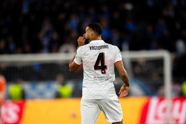 14.10.2026: Champions League, 2. Spieltag, Å K Slovan Bratislava vs. VfB Stuttgart im Å tadion TehelnÃ pole NarodnÃ½ futbalovÃ½ Å¡tadion Josha Vagnoman (VfB) close von hinten mit der 4 WICHTIGER HINWEIS: Gemäß den Vorgaben des DFB und der DFL ist es untersagt, in dem Stadion und oder vom Spiel angefertigte Fotoaufnahmen in Form von Sequenzbildern und oder videoähnlichen Fotostrecken zu verwerten bzw. verwerten zu lassen. Copyright: xJordyxFourgonx