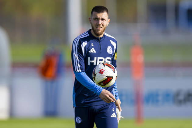 15.10.2026, Fussball, Training des FC Schalke 04. Hasan Kurucay (FC Schalke 04). Gelsenkirchen Trainingsgelände FC Schalke 04 NRW Deutschland xRHR-FOTO YYx Copyright: RHR-FOTOx RHR-FOTO YY