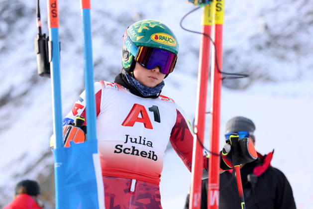 ALPINE SKIING - Ski Austria, training SOELDEN,AUSTRIA,15.OCT.26 - ALPINE SKIING - Ski Austria, giant slalom, training and qualification. Image shows Julia Scheib (AUT).  GEPAxpictures xMathiasxMandl