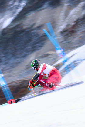 ALPINE SKIING - Ski Austria, training SOELDEN,AUSTRIA,15.OCT.26 - ALPINE SKIING - Ski Austria, giant slalom, training and qualification. Image shows a feature of Joshua Sturm (AUT).  GEPAxpictures xMathiasxMandl