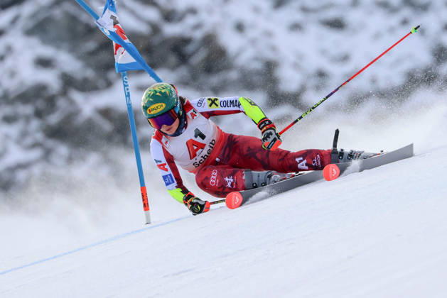 ALPINE SKIING - Ski Austria, training SOELDEN,AUSTRIA,15.OCT.26 - ALPINE SKIING - Ski Austria, giant slalom, training and qualification. Image shows Julia Scheib (AUT).  GEPAxpictures xMathiasxMandl