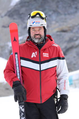 ALPINE SKIING - Ski Austria, training SOELDEN,AUSTRIA,15.OCT.26 - ALPINE SKIING - Ski Austria, giant slalom, training and qualification. Image shows head coach Johannes Zoechling (AUT).  GEPAxpictures xMathiasxMandl