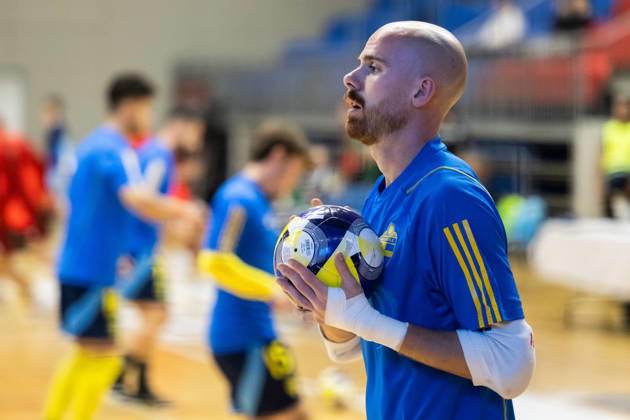 261015 Goalkeeper Viktor Sääf of Sweden ahead of the FIFA Futsal World Cup qualifier match between Hungary and Sweden on October 15, 2026 in Nyiregyhaza. Photo: Bildbyran EXT BILDBYRÅN COP 18 XY0131 futsal landslaget hungary sverige national team, Nationalteam sweden bbeng vm-kval world cup qualifier ungern Copyright: BILDBYRANxEXT BB261015BB539