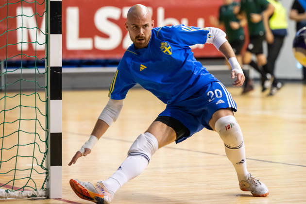 261015 Goalkeeper Viktor Sääf of Sweden ahead of the FIFA Futsal World Cup qualifier match between Hungary and Sweden on October 15, 2026 in Nyiregyhaza. Photo: Bildbyran EXT BILDBYRÅN COP 18 XY0131 futsal landslaget hungary sverige national team, Nationalteam sweden bbeng vm-kval world cup qualifier ungern Copyright: BILDBYRANxEXT BB261015BB549