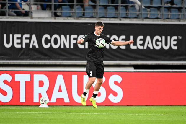 261015 AA Gent vs Aarhus Maksim Paskotsi of KAA Gent is pictured in action with the ball during Matchday 2 in the 2026-2027 Uefa Conference League season - league phase between AA Gent and AGF Aarhus on October 15 , 2026 in Gent, Belgium. (Photo by Maarten Straetemans Isosport) Gent Belgium  Copyright: xMaartenxStraetemansx GENT-AARHUS_20261015_011