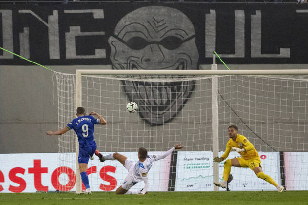 15 october 2026, UEFA Conference League 2026, League phase, Matchday 1 Universitatea Craiova vs Getafe, Ion Oblemenco Stadium, Craiova,Romania 3 Oleksandr Romanchuk saves in front of 9 Borja Mayoral