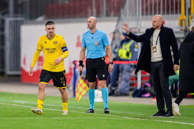 261015 Jesper Gustavsson and head coach Andreas Brännström of Mjällby during the UEFA Conference League football match between Mjällby and Inter Club d Escaldes on October 15, 2026 in Helsingborg. Photo: Christoffer Borg Mattisson BILDBYRÅN COP 261 CB0562 fotboll football soccer fotball uefa conference league conference league mjällby in bbeng fotboll football soccer fotball uefa conference league conference league mjällby in bbeng Copyright: CHRISTOFFERxBORGxMATTISSON BB261015CB058