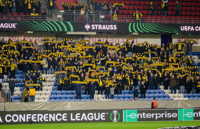 261015 Fans of Mjällby ahead of the UEFA Conference League football match between Mjällby and Inter Club d Escaldes on October 15, 2026 in Helsingborg. Photo: Christoffer Borg Mattisson BILDBYRÅN COP 261 CB0562 fotboll football soccer fotball uefa conference league conference league mjällby in bbeng fotboll football soccer fotball uefa conference league conference league mjällby in bbeng Copyright: CHRISTOFFERxBORGxMATTISSON BB261015CB062
