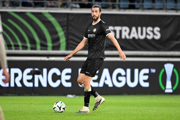 261015 AA Gent vs Aarhus Christian Burgess of KAA Gent is pictured in action with the ball during Matchday 2 in the 2026-2027 Uefa Conference League season - league phase between AA Gent and AGF Aarhus on October 15 , 2026 in Gent, Belgium. (Photo by Maarten Straetemans Isosport) Gent Belgium  Copyright: xMaartenxStraetemansx GENT-AARHUS_20261015_017