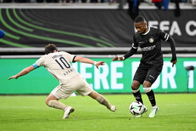 261015 AA Gent vs Aarhus Kristian Arnstad of Aarhus battles for the ball with Michel-Ange Balikwisha of KAA Gent during Matchday 2 in the 2026-2027 Uefa Conference League season - league phase between AA Gent and AGF Aarhus on October 15 , 2026 in Gent, Belgium. (Photo by Maarten Straetemans Isosport) Gent Belgium  Copyright: xMaartenxStraetemansx GENT-AARHUS_20261015_026