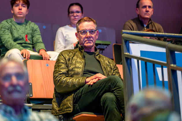 OPEL Handball Bundesliga; HSG Wetzlar - HC Erlangen, 15.10.26 Bundestrainer Alfred Gislason zu Besuch beim Spiel HSG Wetzlar gegen den HC Erlangen OPEL Handball Bundesliga; HSG Wetzlar - HC Erlangen: Wetzlar, 15.10.26 Copyright: xBEAUTIFULxSPORTS Roeczeyx