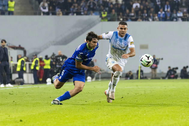 15 october 2026, UEFA Conference League 2026, League phase, Matchday 1 Universitatea Craiova vs Getafe, Ion Oblemenco Stadium, Craiova,Romania 6 Mario Martin runs fot the ball