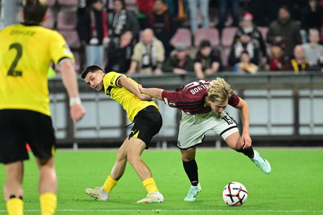 Football European League, 2nd round match Sparta Praha vs Lillestrom SK in Prague, Czech Republic, October 15, 2026. From left Viktor Vitalyos of Sparta, Ylldren Ibrahimaj of Lillestrom. (CTKxPhoto MichalxKamaryt) CTKPhotoP2026101507984  CTKPhotoP2026101507984