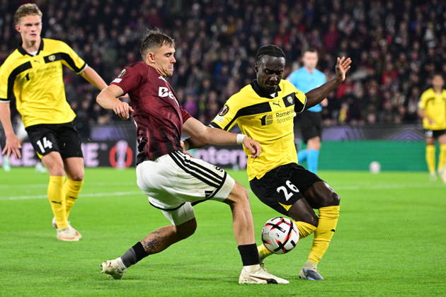 Football European League, 2nd round match Sparta Praha vs Lillestrom SK in Prague, Czech Republic, October 15, 2026. From left Matej Jurasek of Sparta, Yaw Paintsil of Lillestrom. (CTKxPhoto MichalxKamaryt) CTKPhotoP2026101508103  CTKPhotoP2026101508103