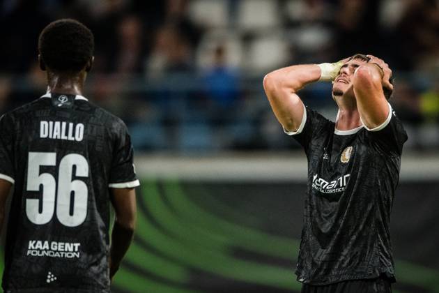 KAA Gent v AGF Aarhus - UEFA Conference League GENT, BELGIUM - OCTOBER 15 : Volckaert Matties defender of KAA Gent shows dejection during the UEFA Conference League 2026 27 League Phase matchday 1 match between KAA Gent and AGF Aarhus on October 15, 2026 in Gent, Belgium, 15 10 2026 Gent Belgium  Copyright: xGvgx