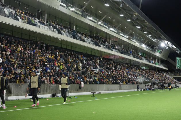 LKS 20261015 Spectators are seen during the football UEFA Conference League League Phase match between KuPS Kuopio and Trabzonspor in Tampere, Finland, on October 15, 2026. - MIKA KYLMÄNIEMI Tampere Finland BmD_b5vzqCU  Copyright: xMikaxKylmäniemix BmD_b5vzqCU