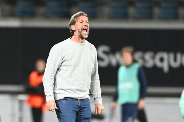 KAA Gent v AGF Aarhus - UEFA Conference League GENT, BELGIUM - OCTOBER 15 : De Mil Rik head coach of KAA Gent during the UEFA Conference League 2026 27 League Phase matchday 1 match between KAA Gent and AGF Aarhus on October 15, 2026 in Gent, Belgium, 15 10 2026 Gent Belgium  Copyright: xGvgx