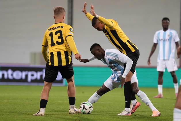 Ahmed Ankrah of Riga FC and Edmilson of Kairat compete for the ball during a UEFA Conference League soccer match between Latvia™s Riga FC and Kazakhstan™s Kairat Almaty at Skonto Stadium in Riga, Latvia, Thursday, Oct. 15, 2026. Riga Latvia Copyright: xRomanxKoksarovx RKV02342.JPG