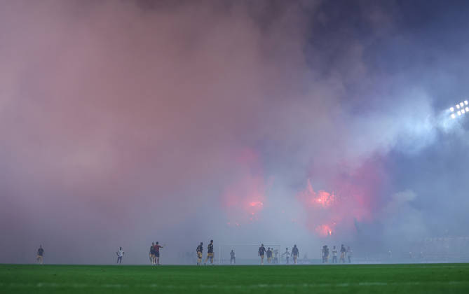 UEFA Conference League HNK Hajduk Split v AFC Ajax Play is briefly stopped to remove a flare from the field of play during the UEFA Conference League 2026 27 League Phase MD1 match between HNK Hajduk Split and AFC Ajax at Stadion Poljud on October 15, 2026 in Split, Croatia.  IvanaxIvanovic PIXSELL