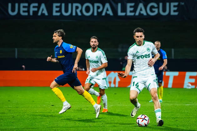 CELJE, SLOVENIA - OCTOBER 15: Mateo Maric of Omonia (R) in action during the UEFA Europa League match between Celje (Slovenia) and Omonia (Cyprus) at Stadion Celje, Celje on October 15, 2026 in Celje, Slovenia. (Photo by Andraz Corel Sports Press Photo). Copyright: xAndrazxCorelx xSPPx Sportspressphoto_SPR257110