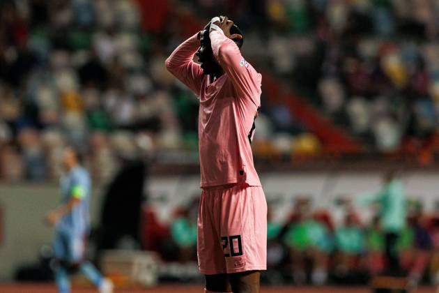 Nordi Mukiele of Sunderland dejected after a missed chance Torreense v Sunderland, UEFA Europa League, Football, Estadio Dr. Magalhaes Pessoa, Leiria, Portugal - 15 Oct 2026Leiria Estadio Dr. Magalhaes Pessoa Portugal  Copyright: xLuisxLoureiro Shutterstockx 17218458by