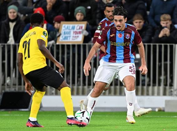 KuPS Kuopio v Trabzonspor - UEFA Conference League TAMPERE, FINLAND - OCTOBER 15: Aral Simsir of Trabzonspor in action during the UEFA Conference League Week 1 match between KuPS Kuopio and Trabzonspor at Tammelan Stadium, on October 15, 2026 in Tampere, Finland. Hasan Tascan Anadolu Tampere Finland. Editorial use only. Please get in touch for any other usage.  Copyright: x2026xAnadoluxHasanxTascanx