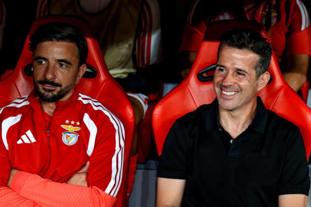 LISBON, PORTUGAL - OCTOBER 15: Marco Silva head coach of Benfica reacts during the UEFA Europa League 2026 27 League Phase MD2 match between SL Benfica and Celtic FC at Estadio do SL Benfica on October 15, 2026 in Lisbon, Portugal (Photo by Valter Gouveia Sports Press Photo SPP) Copyright: xSportsxPressxPhotox Sportspressphoto_SPR257173