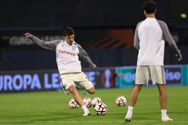 Zagreb, Croatia, 15th October 2026. UEFA Europa League. League phase, Matchday 2, Dinamo Zagreb vs Anderlecht at Maksimir Stadium, Zagreb. Lukas AMBROS (18) watming up. UEFA Europa League, Dinamo Zagreb vs Anderlecht. 