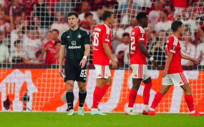 Kieran Tierney of Celtic reacts after the second goal scored by Alexander Bah of Benfica Benfica v Celtic, UEFA Europa League, Football, Estadio da Luz, Lisbon, Portugal - 15 Oct 2026Lisbon Estadio da Luz Portugal  Copyright: xJavierxGarcia Shutterstockx 17218495y
