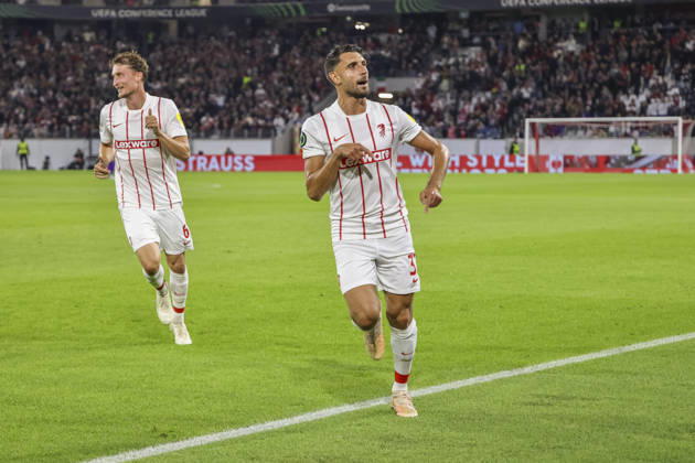 Torjubel bei Vincenzo Grifo (SC Freiburg, 32) nach seinem Tor zum 1:0, Freude, Begeisterung, positive Emotionen, Torerfolg , Deutschland, Fussball, UEFA Conference League, 1. Spieltag, 2026 2027, SC Freiburg vs. FK Jablonec, 15.10.2026, Freiburg im Breisgau Stadion am Wolfswinkel Deutschland Copyright: xGrantxHubbsx