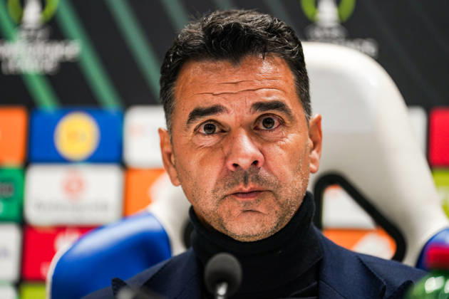 Fussball: Kroatien: UEFA Conference League 2026 2027 - 1. Runde, 15.10.2026 - HNK Hajduk Split vs. AFC Ajax Amsterdam - Stadion Poljud (Split, Kroatien); Pressekonferenz mit Michel (Miguel Angel Sanchez Munoz) (Michel) (AFC Ajax) Copyright: xLUKAxKOLANOVICx