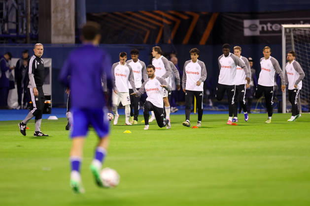 GNK Dinamo v RSC Anderlecht - UEFA Europa League 2026 27 League Phase MD2 Anderlecht players warm up before the UEFA Europa League 2026 27 League Phase MD2 match between GNK Dinamo and RSC Anderlecht at Stadion Maksimir on October 15, 2026 in Zagreb, Croatia.  MatijaxHabljak PIXSELL