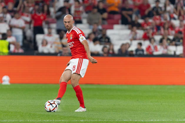 October 15, 2026, Lisbon, Lisbon, Portugal: Benfica midfielder from Norway FREDRIK AURSNES (8) in action during the game for Group FL of Group Phase for UEFA Europa League between Benfica and Celtic at Estadio da Luz Lisbon Portugal - ZUMAs359 20261015_zsp_s359_002 Copyright: xAlexandrexdexSousax