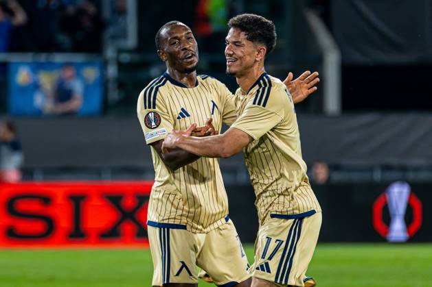 NIJMEGEN - Everton Bala of Levski Sofia celebrates his team s first goal with Aldair Neves of Levski Sofia, but the goal was disallowed by VAR during the UEFA Europa League match between NEC Nijmegen and Levski Sofia at the Goffertstadion on October 15, 2026, in Nijmegen, the Netherlands. KEVIN SENDERS ANP UEFA Europa League 2026 27 xVIxANPxSportx xMarcelxterxBalsxIVx 572552819 originalFilename: 572552819.jpg