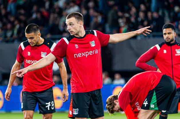 NIJMEGEN - Darko Nejasmic of NEC Nijmegen gestures ahead of the UEFA Europa League match between NEC Nijmegen and Levski Sofia at the Goffertstadion on October 15, 2026, in Nijmegen, the Netherlands. KEVIN SENDERS ANP UEFA Europa League 2026 27 xVIxANPxSportx xMarcelxterxBalsxIVx 572553072 originalFilename: 572553072.jpg