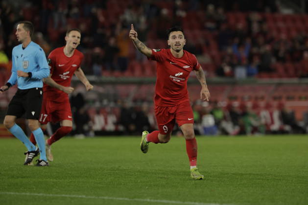 Soccer, Conference League 2026 Brann vs. Lincoln Red Imps, Bergen, October 15, 2026: Brann’s Niklas Castro celebrates scoring the 1-1 goal during the Conference League soccer match between SK Brann and Lincoln Red Imps at Brann Stadium. Photo by Paul S. Amundsen, NTB, Bergen, Norway. EDITORIAL USE ONLY RESTRICTED USE FOR BETTING COMPANIES  Copyright: xPaulxS.xAmundsenx xNTBx